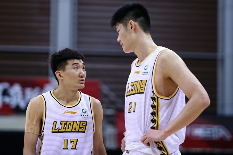  本賽季主場金身告破！張寧上籃絕殺 廣廈12連勝&主場19連勝遭終結(jié)